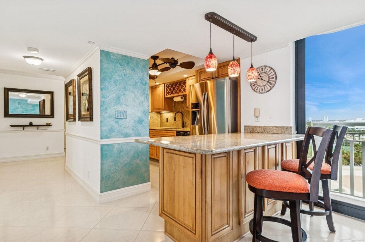 3000 N Ocean Drive, Unit 8-A, Singer Island, FL 33404 Photo