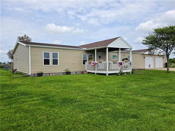 1049 SE 475 RD Road, Knob Noster, MO 65336