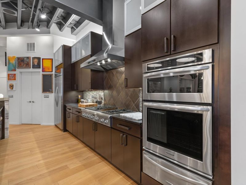 17 W 3rd Avenue, Unit 213, Columbus, OH 43201 Photo 10