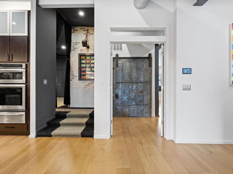 17 W 3rd Avenue, Unit 213, Columbus, OH 43201 Photo 22