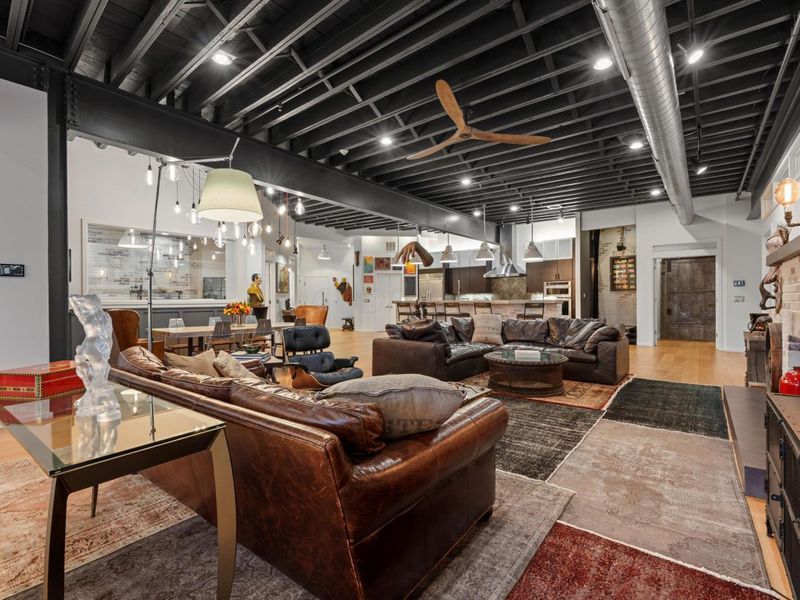 17 W 3rd Avenue, Unit 213, Columbus, OH 43201 Photo 34