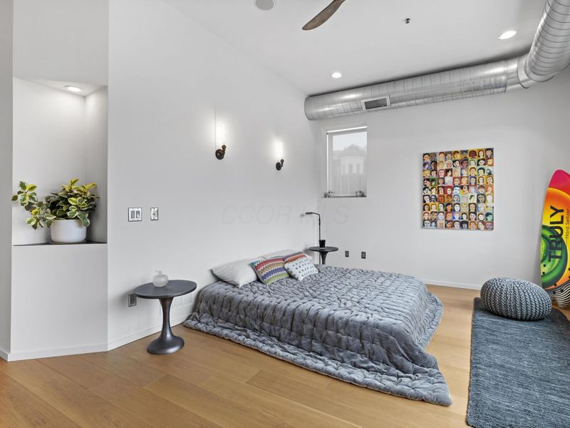 17 W 3rd Avenue, Unit 213, Columbus, OH 43201 Photo 53