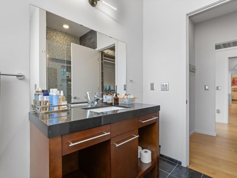 17 W 3rd Avenue, Unit 213, Columbus, OH 43201 Photo 57