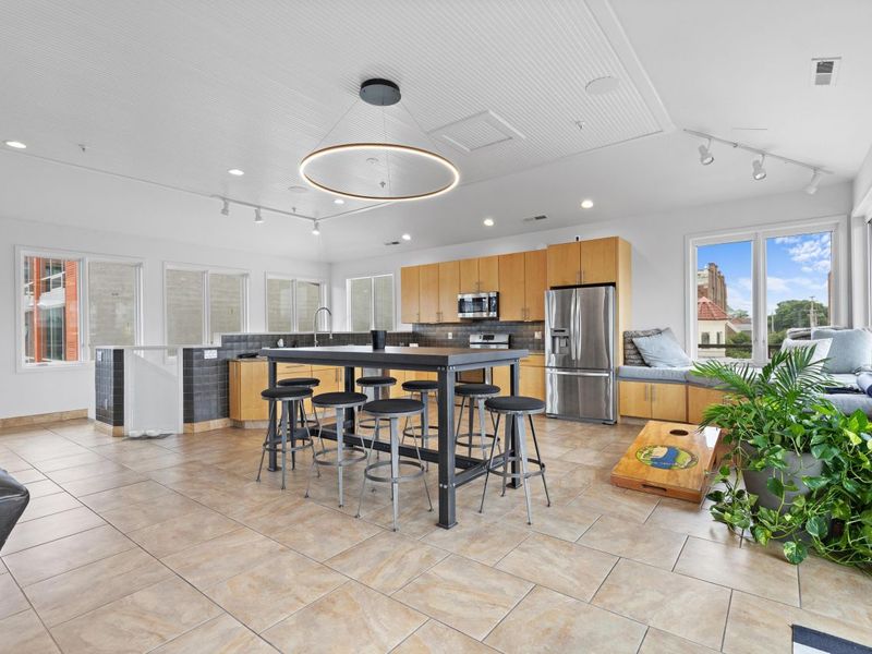 17 W 3rd Avenue, Unit 213, Columbus, OH 43201 Photo 69