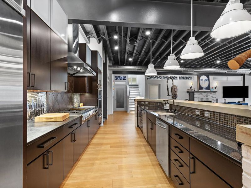 17 W 3rd Avenue, Unit 213, Columbus, OH 43201 Photo 8