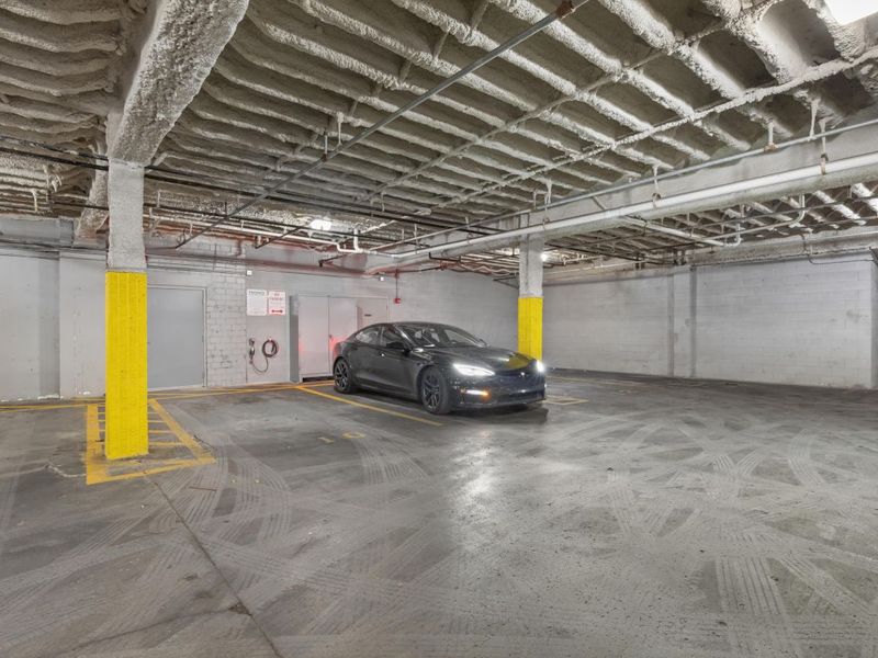 17 W 3rd Avenue, Unit 213, Columbus, OH 43201 Photo 88