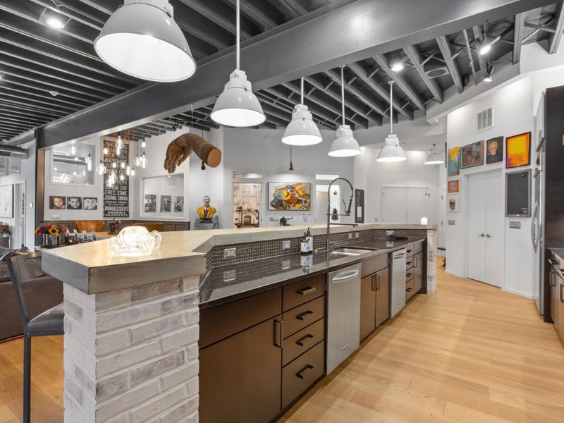 17 W 3rd Avenue, Unit 213, Columbus, OH 43201 Photo 9