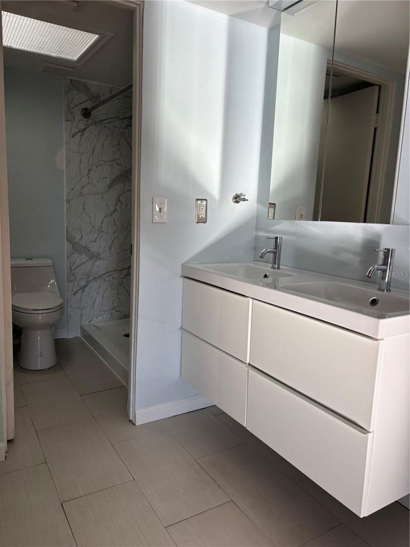 1028 Apollo Beach Boulevard, Unit 11, Apollo Beach, FL 33572 Photo