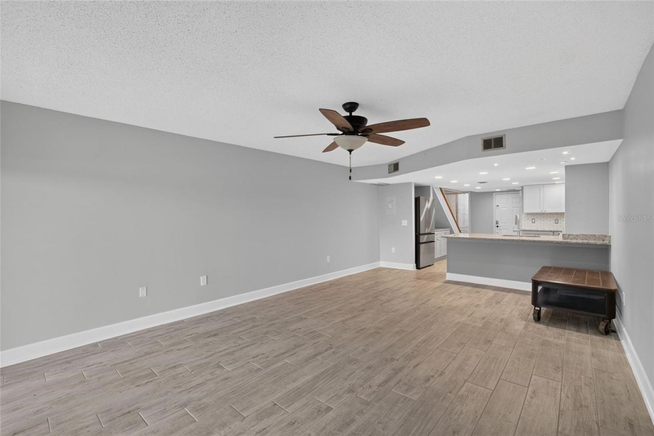 1028 Apollo Beach Boulevard, Unit 11, Apollo Beach, FL 33572 Photo