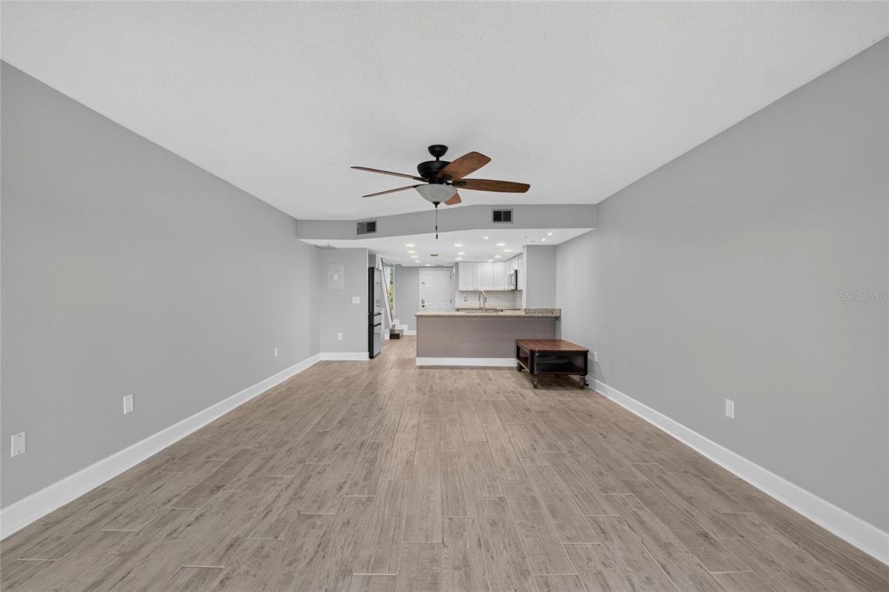 1028 Apollo Beach Boulevard, Unit 11, Apollo Beach, FL 33572 Photo