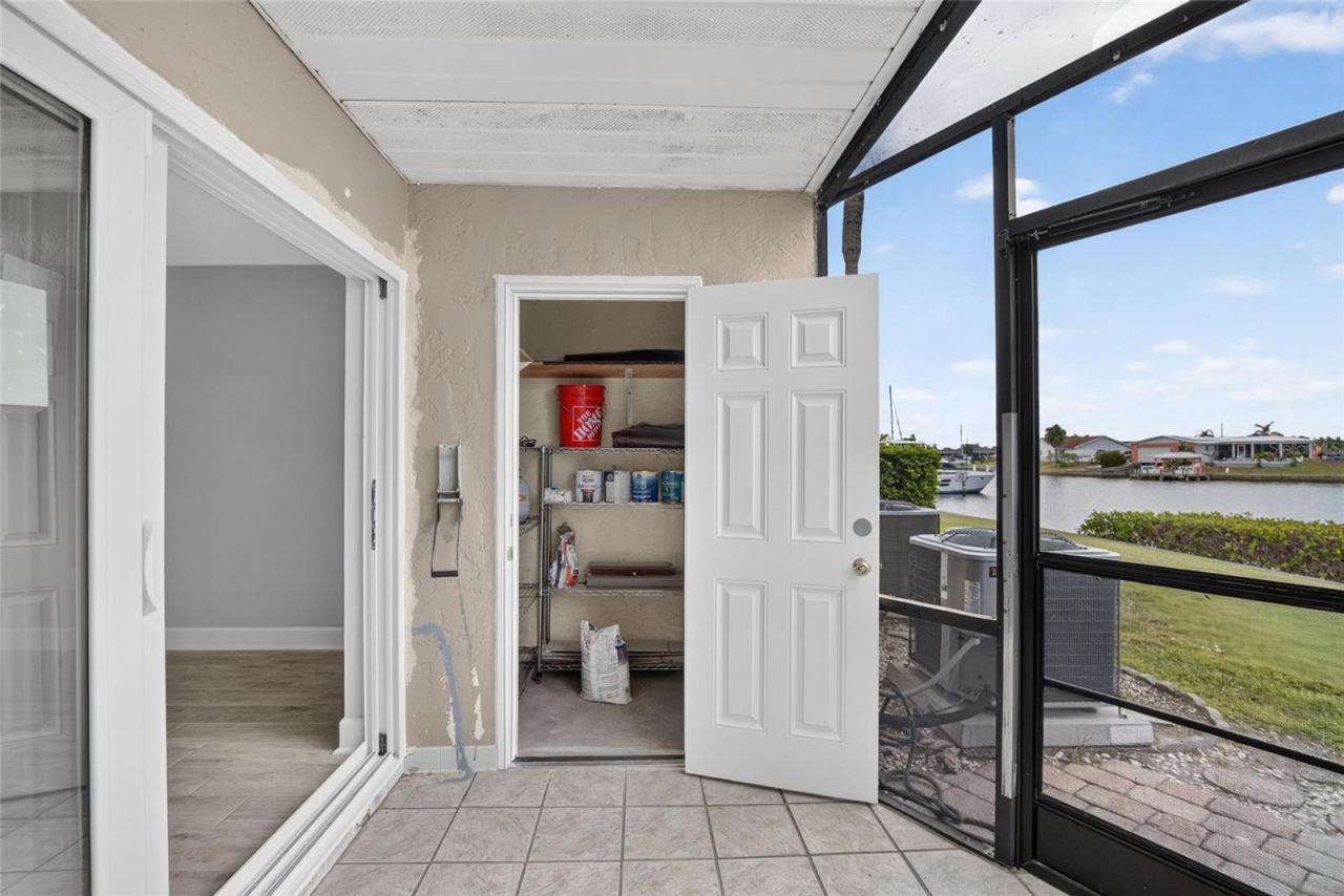 1028 Apollo Beach Boulevard, Unit 11, Apollo Beach, FL 33572 Photo