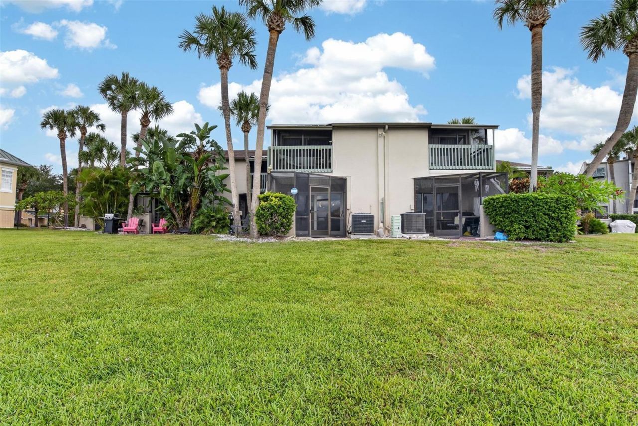 1028 Apollo Beach Boulevard, Unit 11, Apollo Beach, FL 33572 Photo