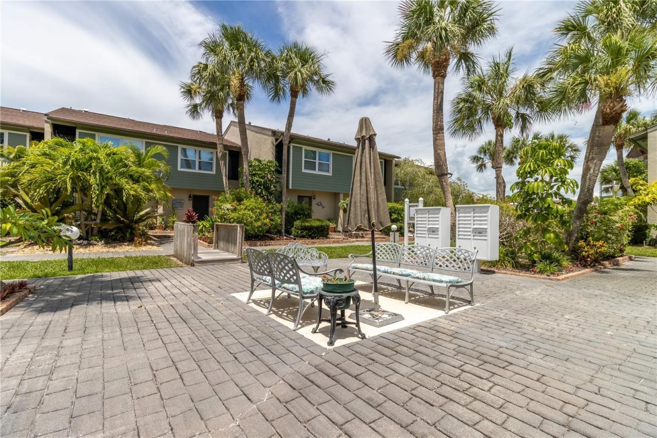 1028 Apollo Beach Boulevard, Unit 11, Apollo Beach, FL 33572 Photo