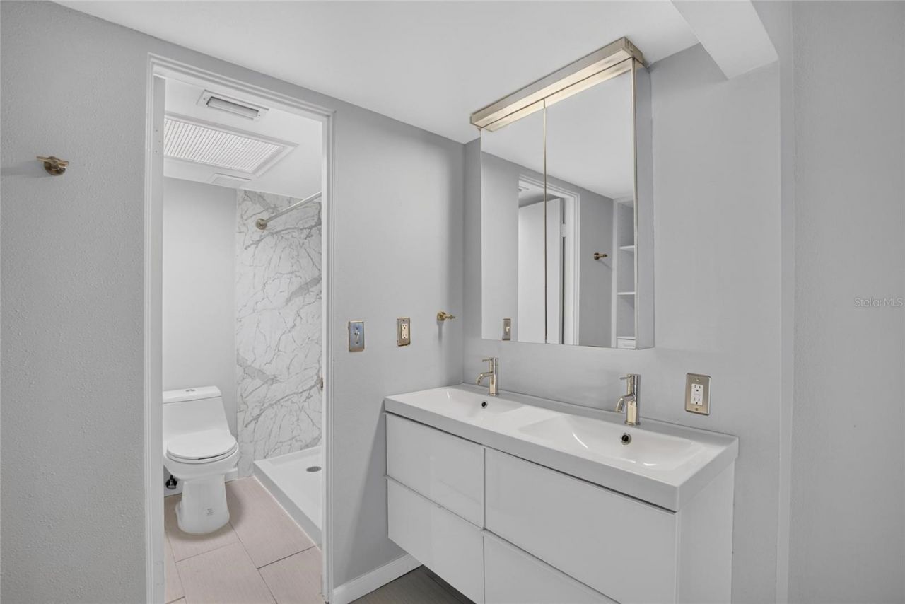 1028 Apollo Beach Boulevard, Unit 11, Apollo Beach, FL 33572 Photo