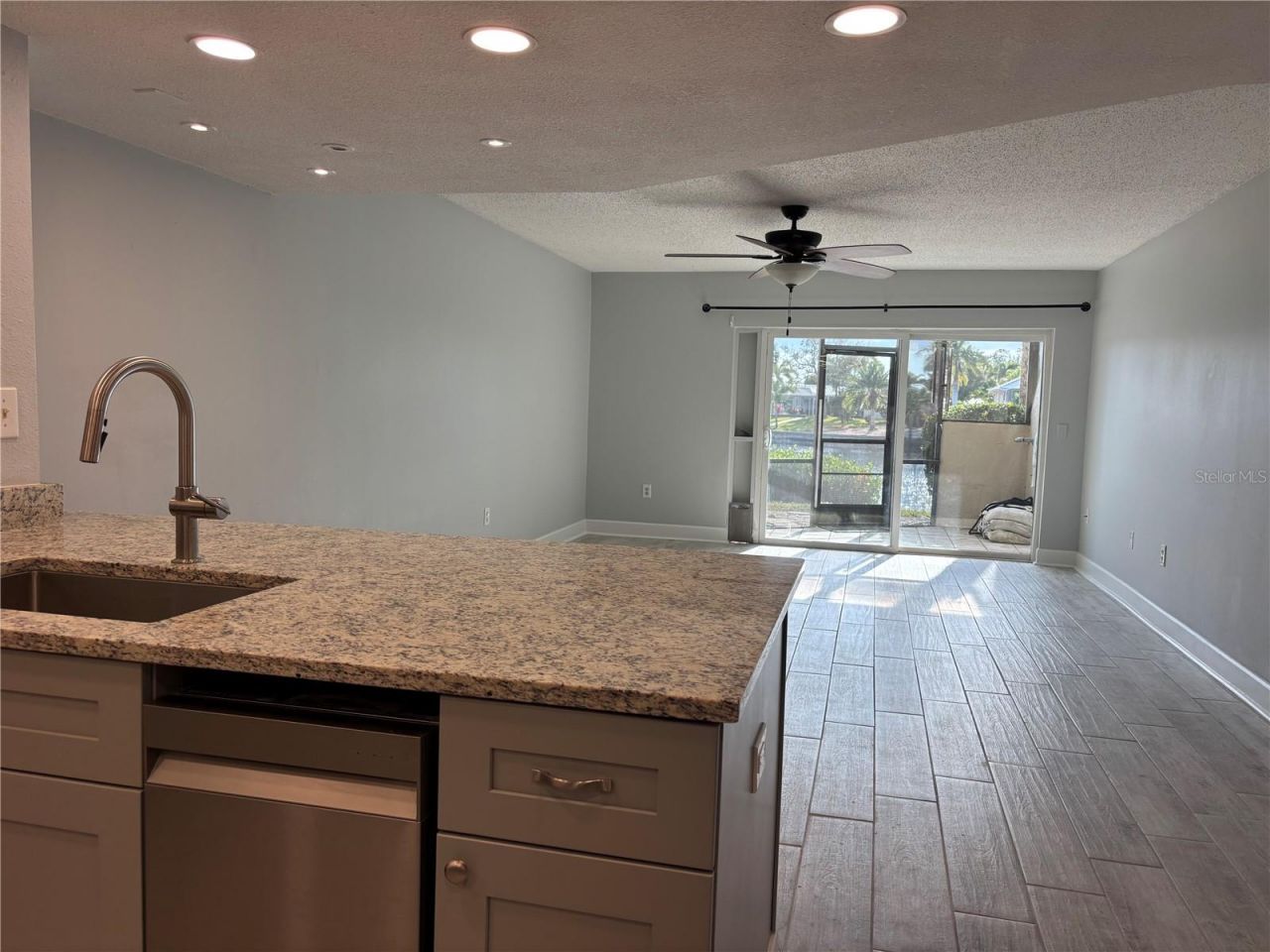 1028 Apollo Beach Boulevard, Unit 11, Apollo Beach, FL 33572 Photo