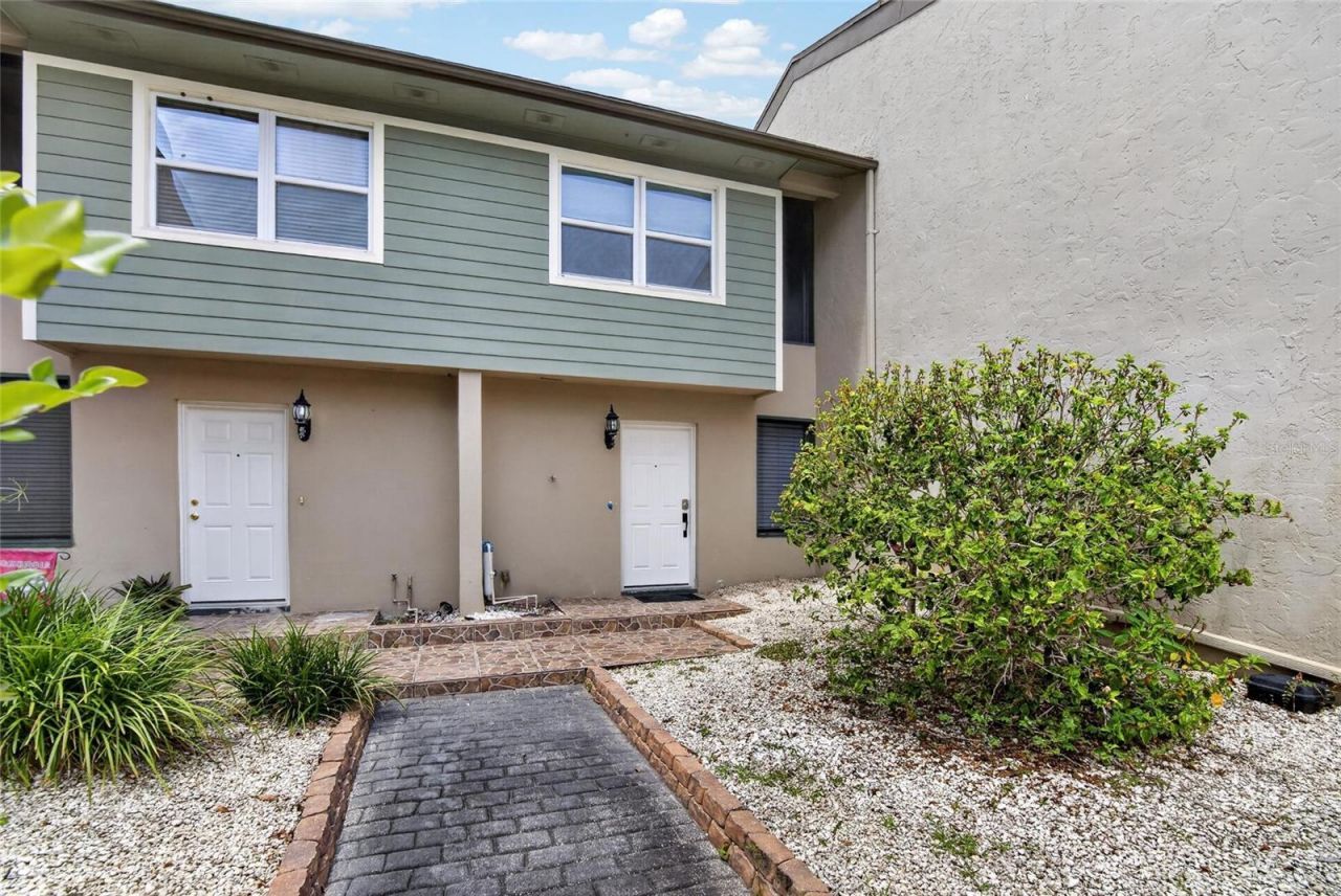 1028 Apollo Beach Boulevard, Unit 11, Apollo Beach, FL 33572 Photo