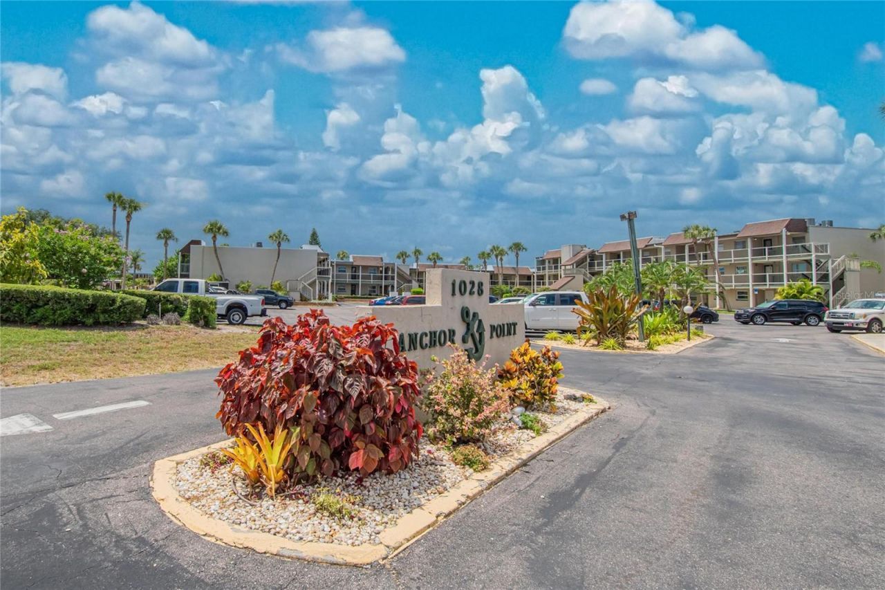 1028 Apollo Beach Boulevard, Unit 11, Apollo Beach, FL 33572 Photo