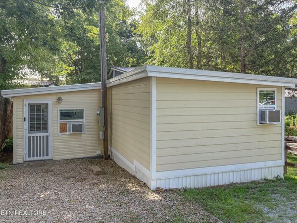 155 Commanche Tr, Crossville, TN 38572