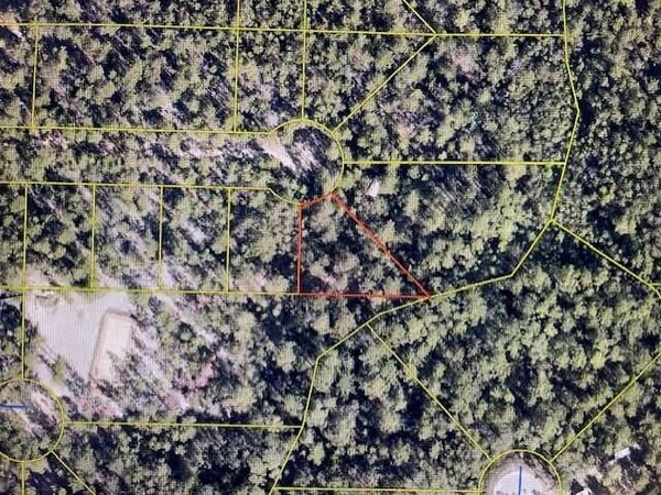 Lot 25 E Honeysuckle Street, DeFuniak Springs, FL 32433