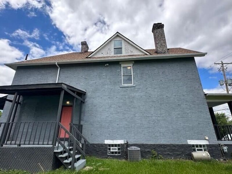 1111 Windsor Avenue, Columbus, OH 43211 Photo 9
