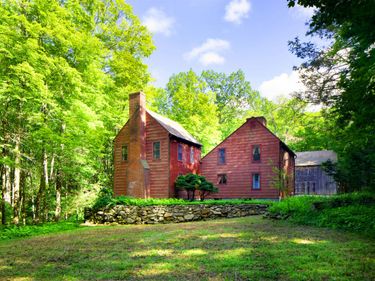 37 Lower Barrack, Canaan, CT 06031