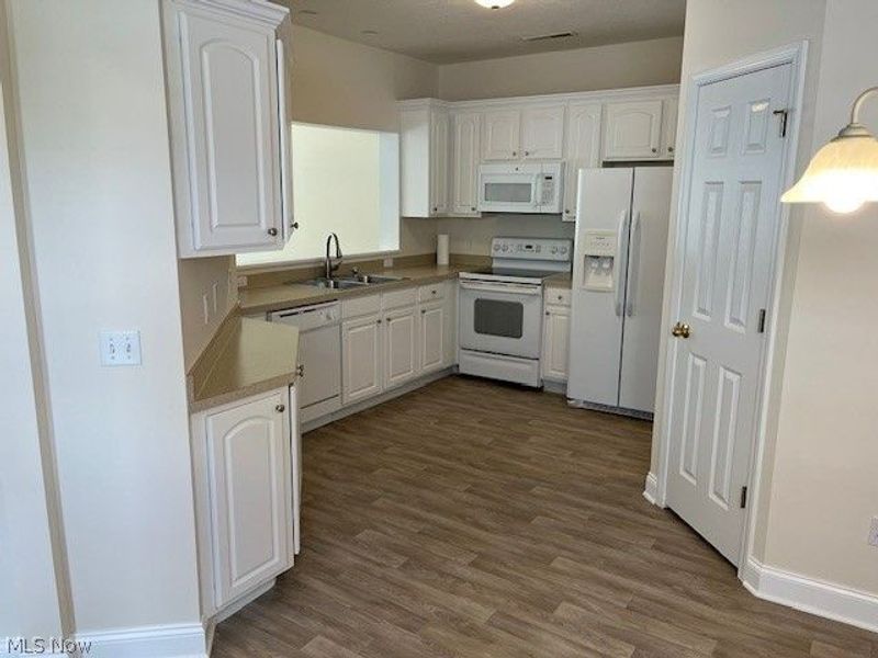 4374 Forest Glen Avenue NW, Massillon, OH 44647 Photo 10