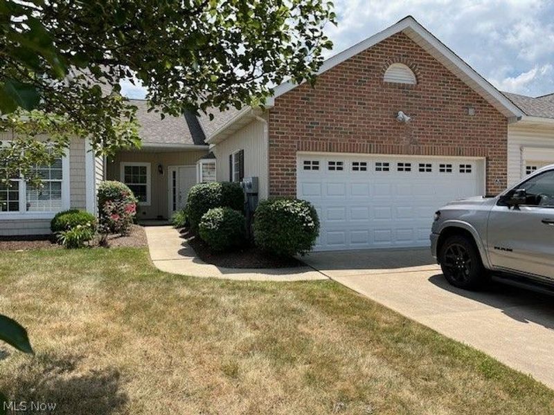 4374 Forest Glen Avenue NW, Massillon, OH 44647 Photo 2