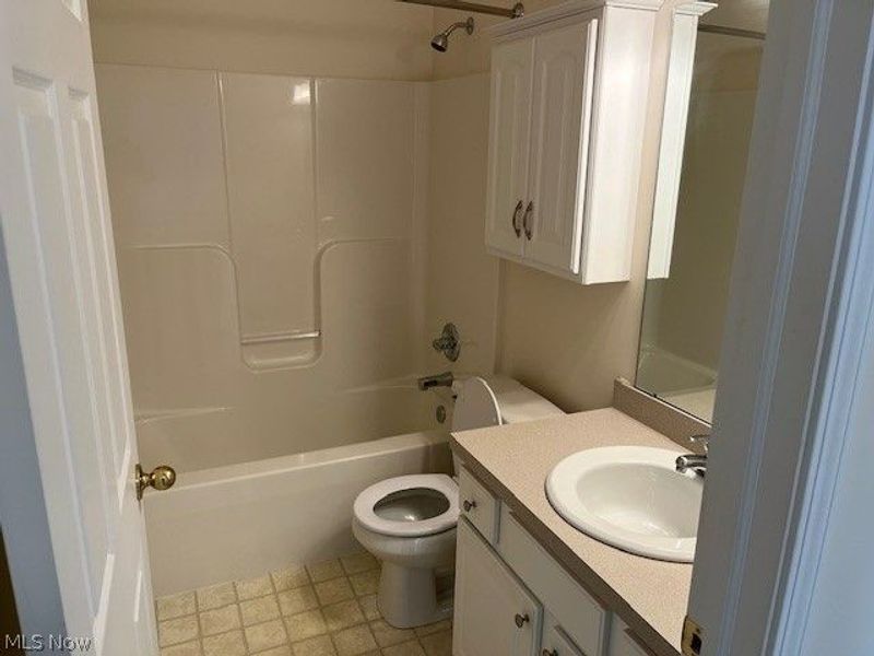 4374 Forest Glen Avenue NW, Massillon, OH 44647 Photo 23