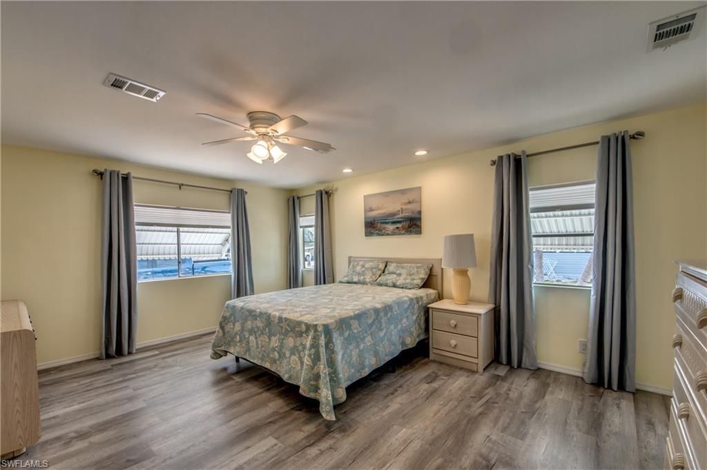 4920 Gulfgate Ln, Saint James City, FL 33956 Photo