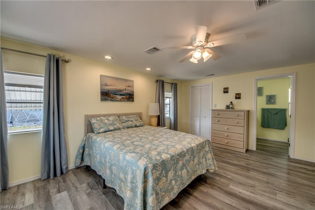 4920 Gulfgate Ln, Saint James City, FL 33956 Photo