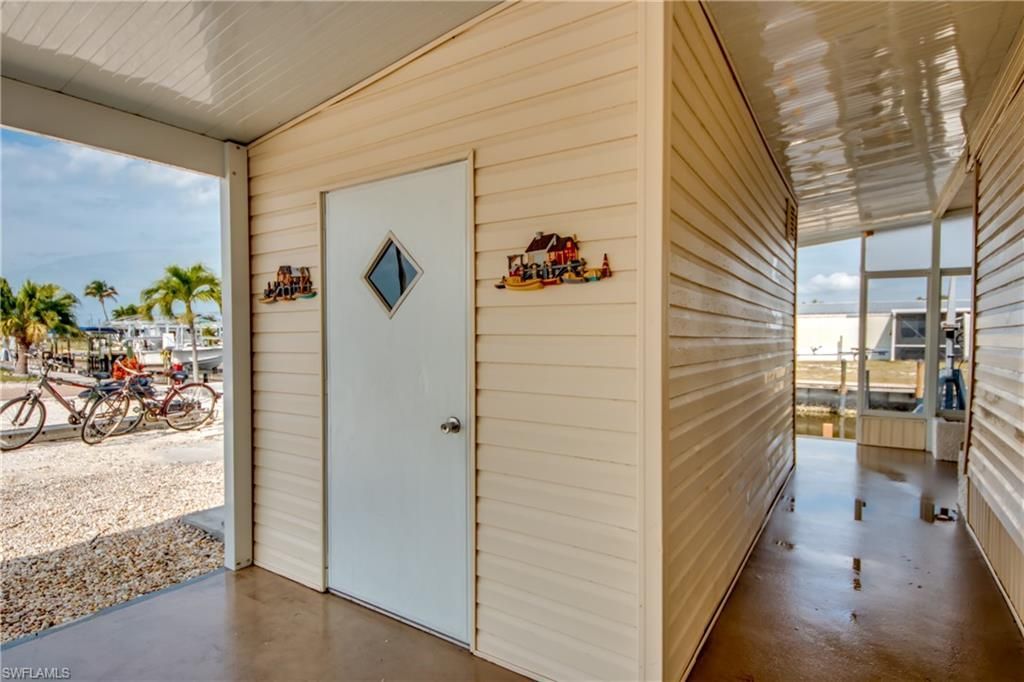 4920 Gulfgate Ln, Saint James City, FL 33956 Photo