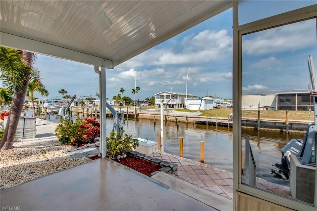 4920 Gulfgate Ln, Saint James City, FL 33956 Photo