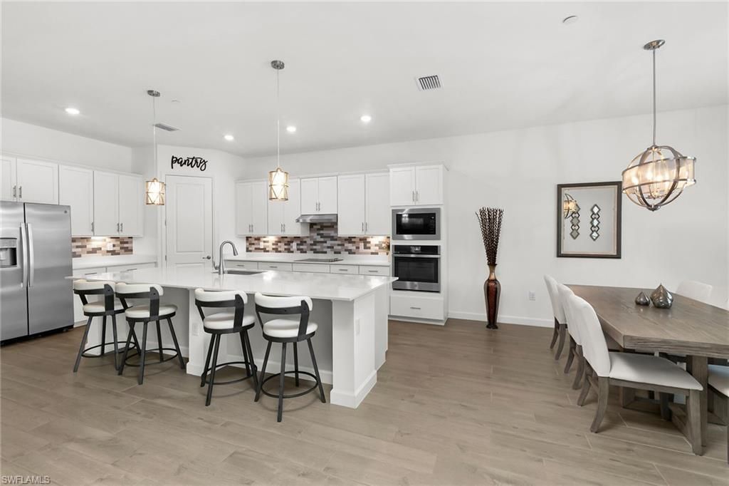 17190 Serengeti Cir, Alva, FL 33920 Photo