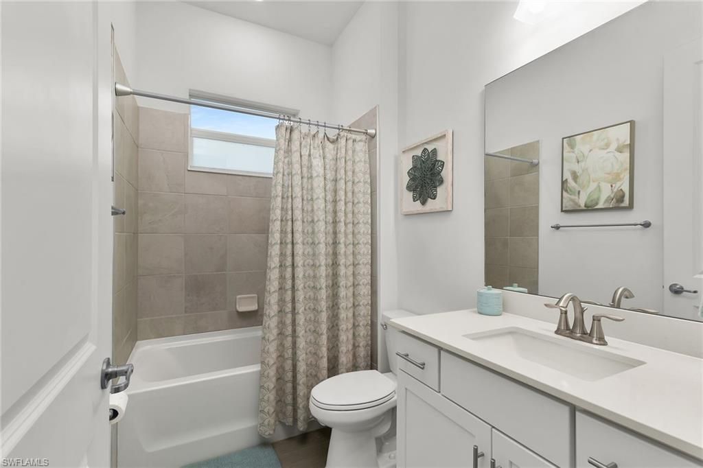 17190 Serengeti Cir, Alva, FL 33920 Photo