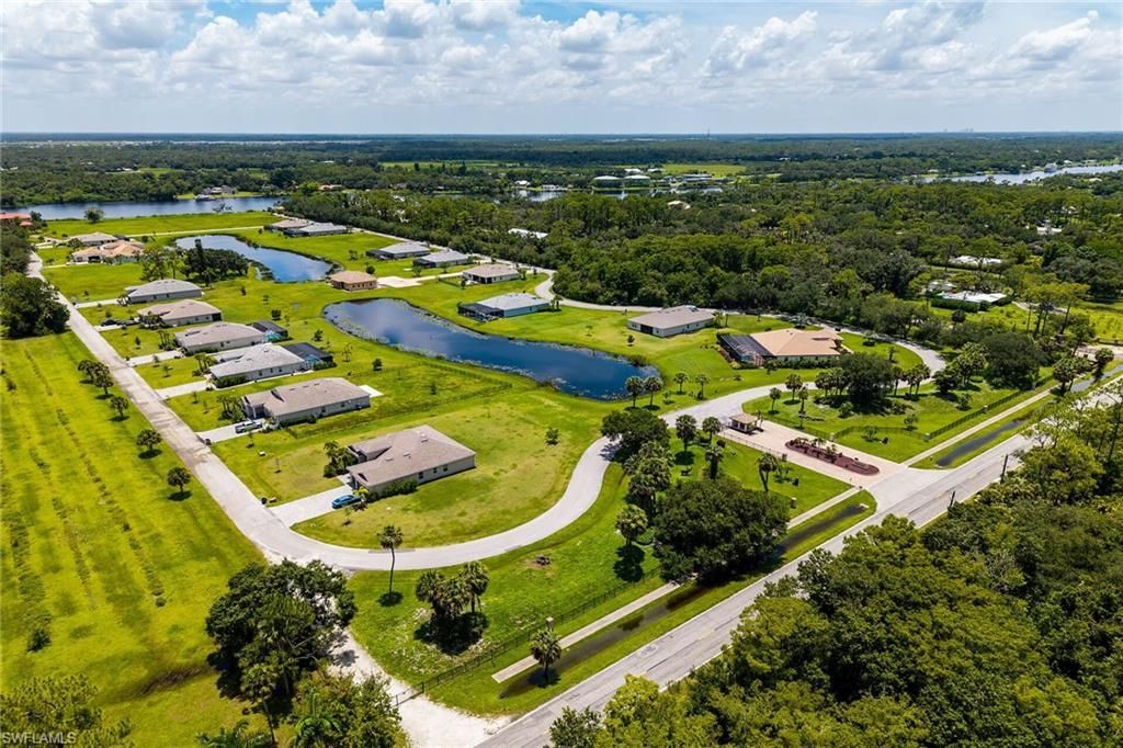 17190 Serengeti Cir, Alva, FL 33920 Photo