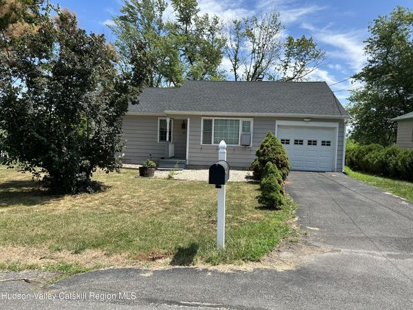 19 Fabiano Boulevard, Hudson, NY 12534