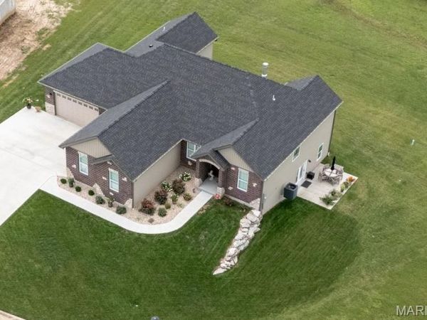 456 Westridge Drive, Troy, MO 63379