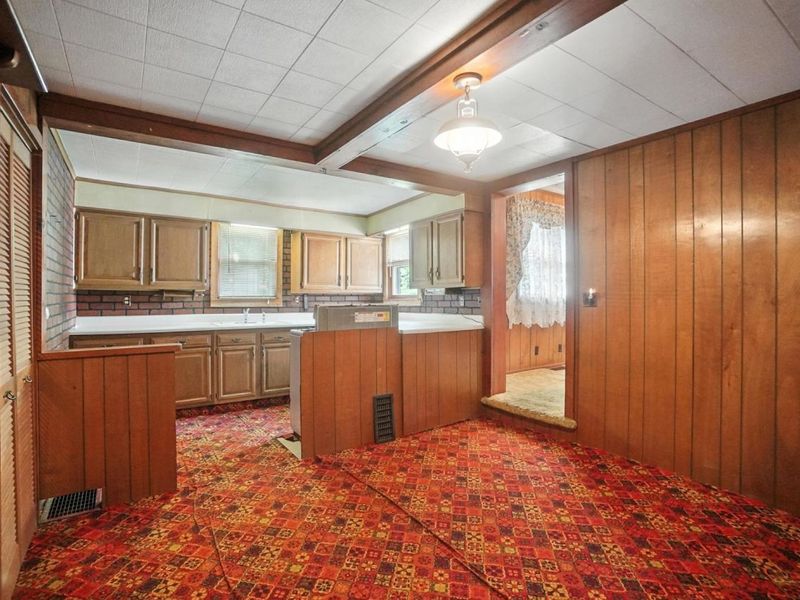 292 N Main Street, London, OH 43140 Photo 12