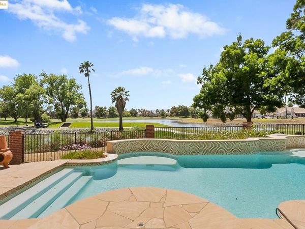 2244 Colonial Ct, Discovery Bay, CA 94505