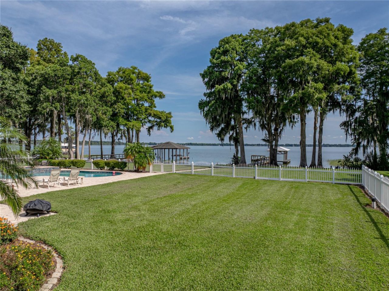 1123 Cypress Point W, Winter Haven, FL 33884 Photo