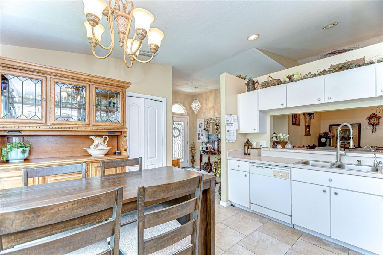 24510 Landing Drive, Lutz, FL 33559 Photo