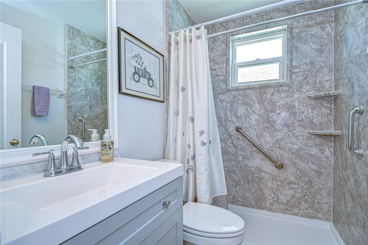 24510 Landing Drive, Lutz, FL 33559 Photo