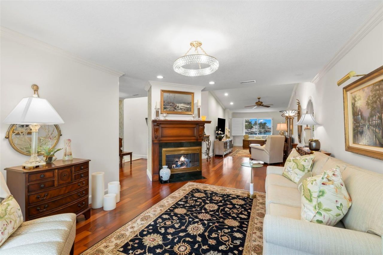 5914 Skimmer Point Boulevard S, Gulfport, FL 33707 Photo