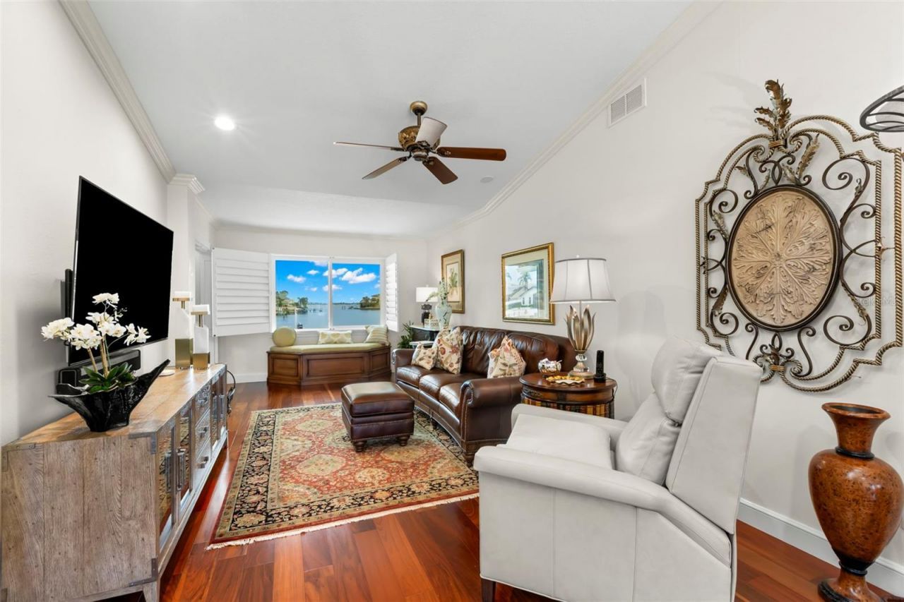 5914 Skimmer Point Boulevard S, Gulfport, FL 33707 Photo