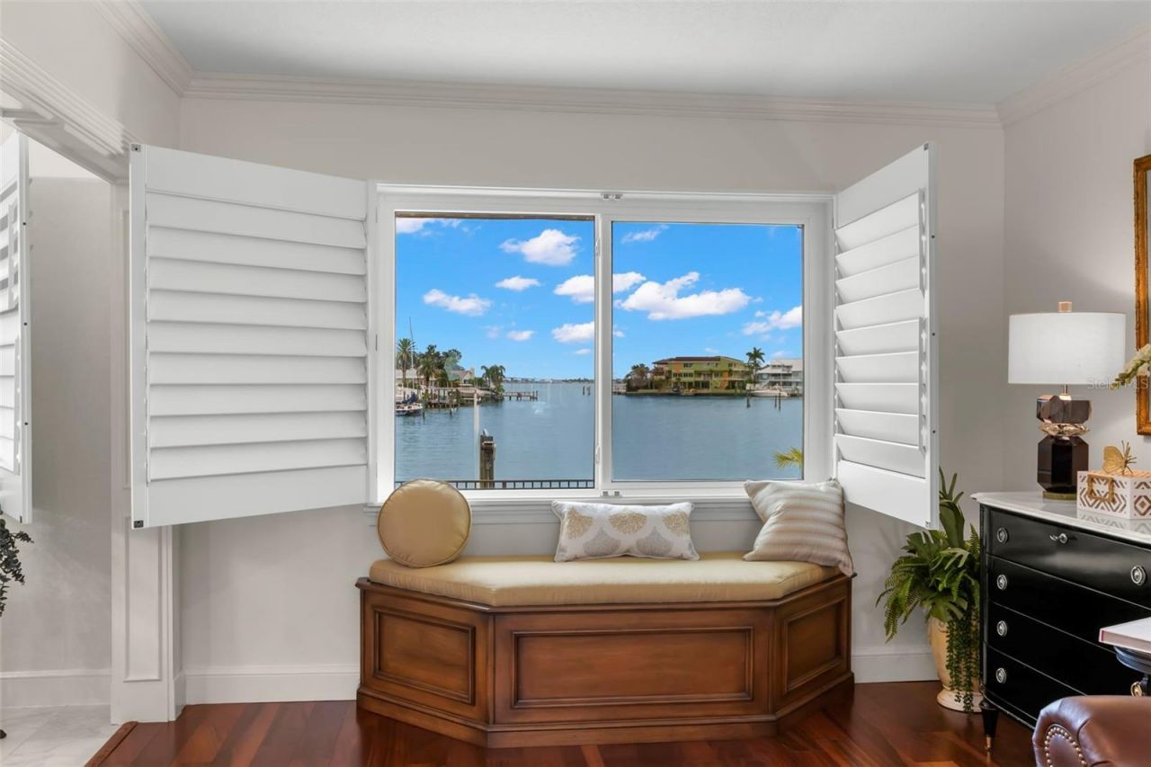 5914 Skimmer Point Boulevard S, Gulfport, FL 33707 Photo