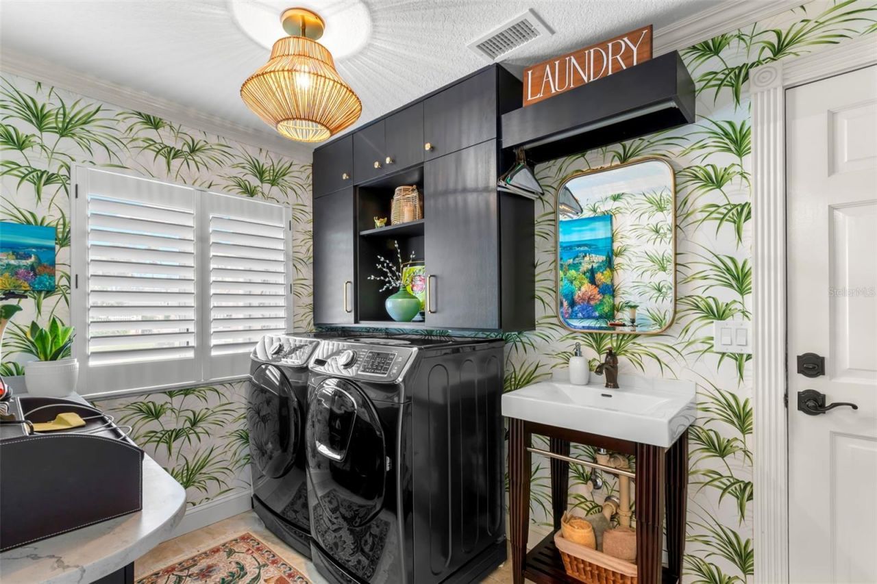 5914 Skimmer Point Boulevard S, Gulfport, FL 33707 Photo