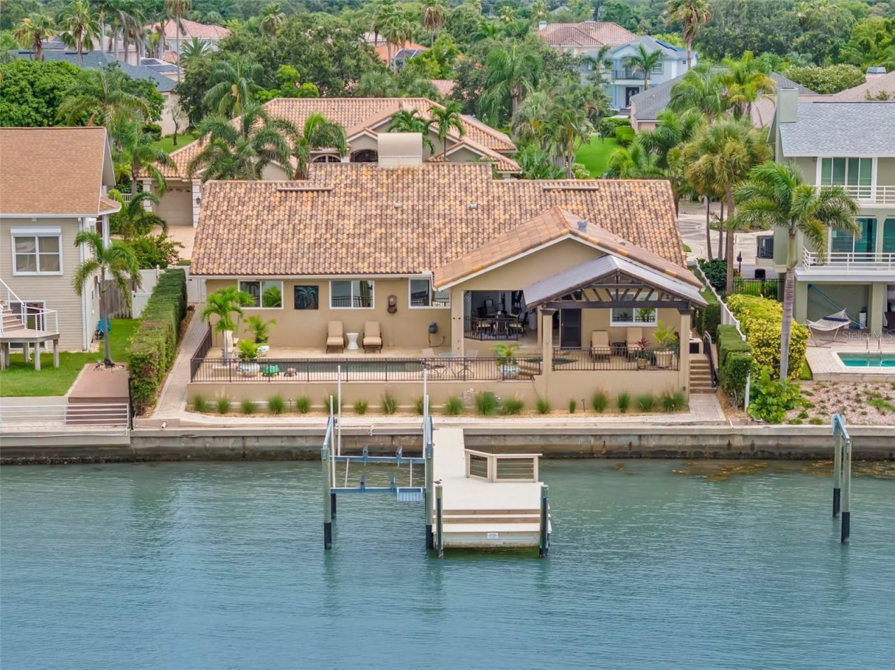 5914 Skimmer Point Boulevard S, Gulfport, FL 33707 Photo