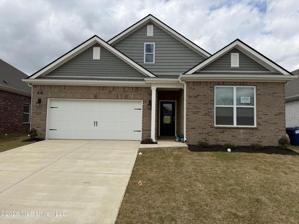 81 Powell Place, Byhalia, MS 38611