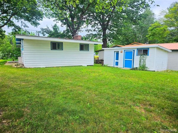942 Pequot Lane, Hope Twp, MI 48628