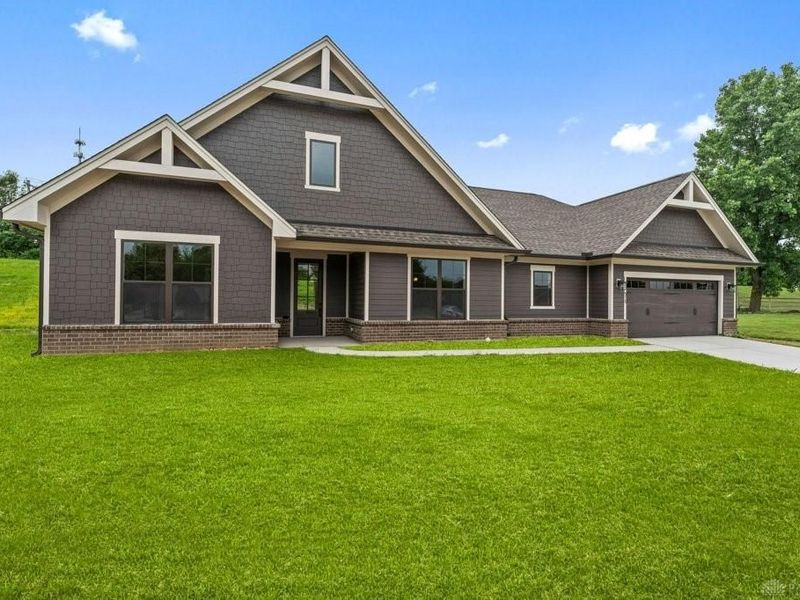 919 Cypress Place, Tipp City, OH 45371 Photo 4